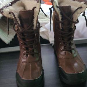 Kids uggs boots